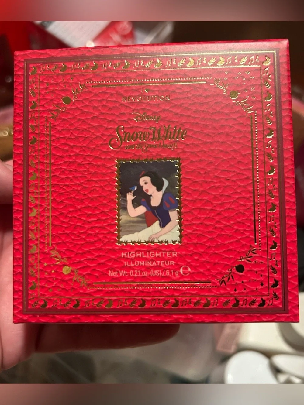 I ❤️ Revolution x Disney Storybook Highlighter Palette - Snow White